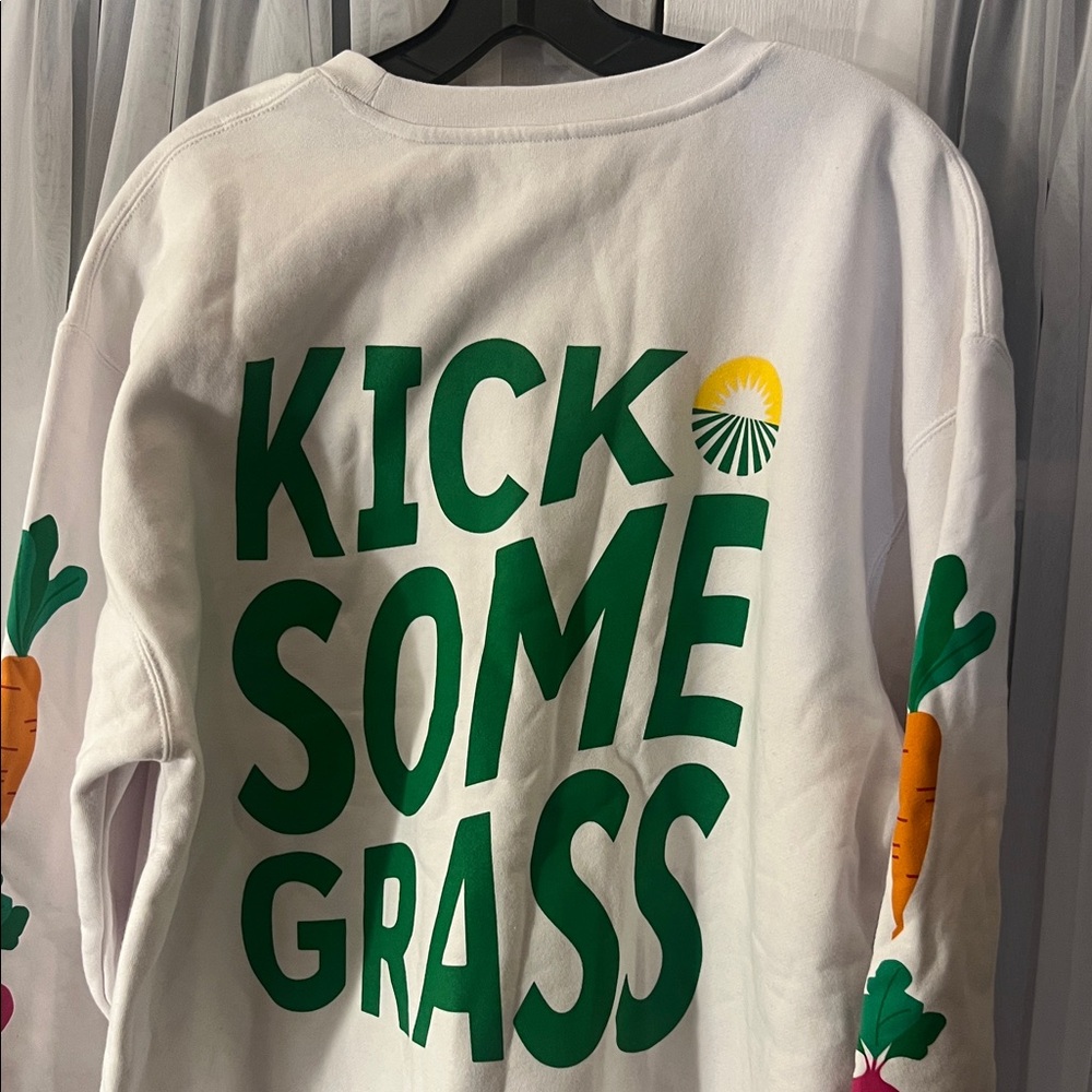 Amazing Grass Kick Some Grass Graphic Crewneck Sweatshirt Men’s Large White - Picture 2 of 13